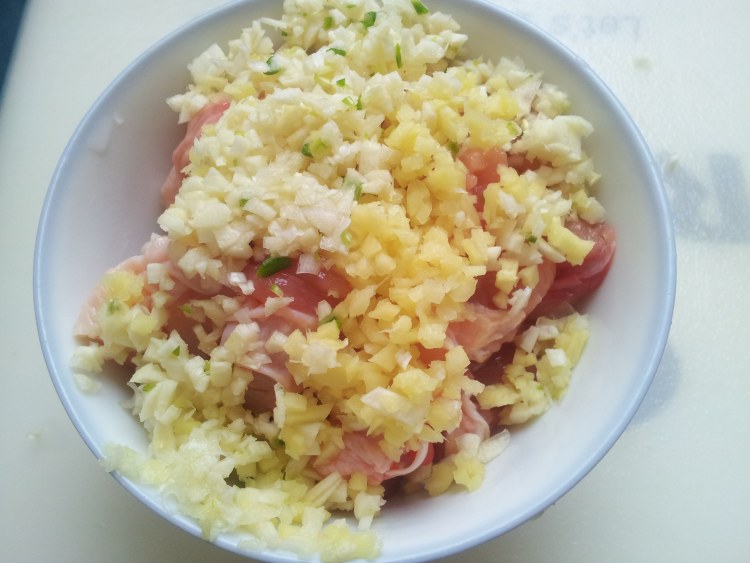 虫草花鸡腿荷叶饭步骤2