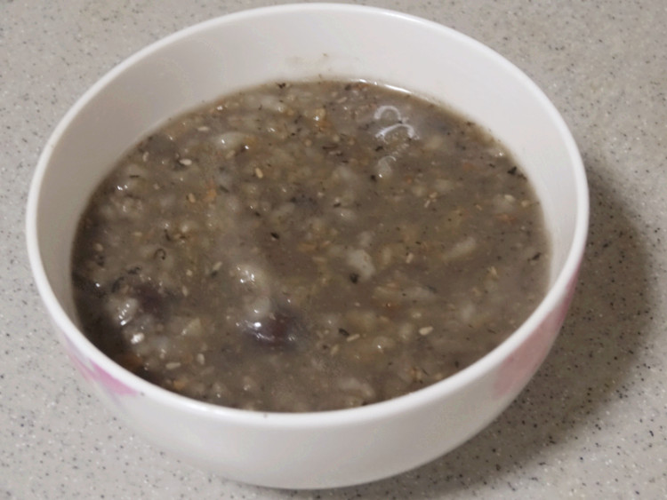 核桃黑芝麻红枣粥步骤12