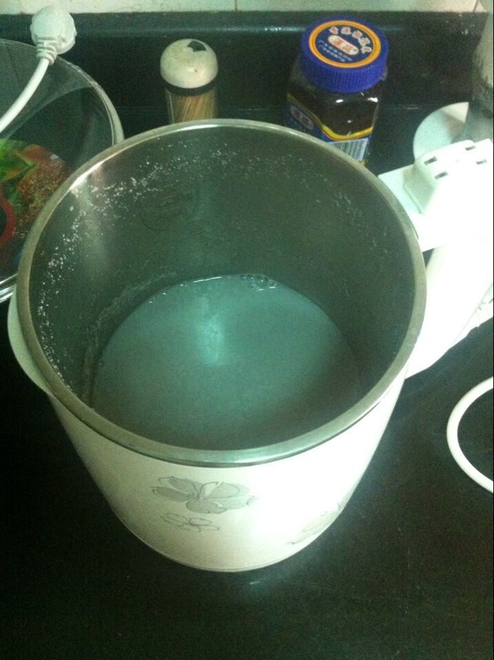 黄豆黑芝麻豆浆步骤3
