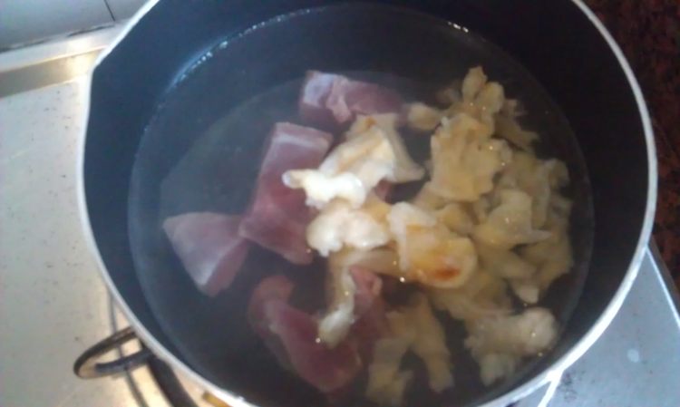 花胶炖瘦肉步骤4