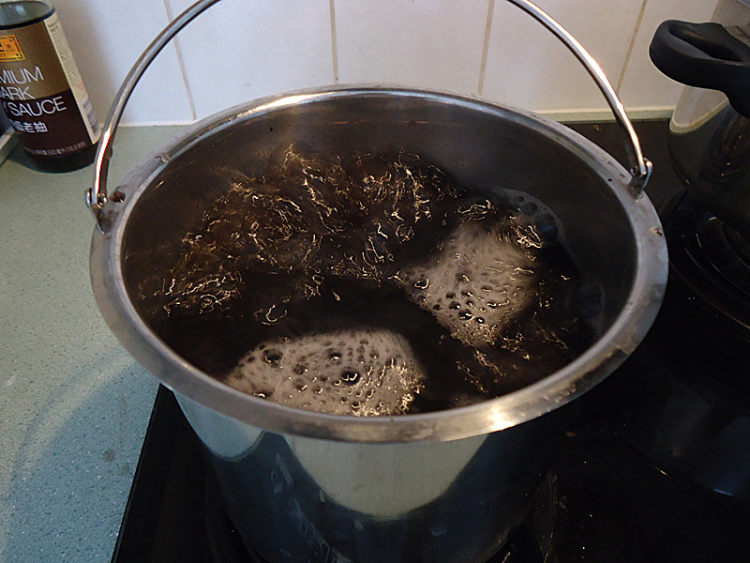 黑米黑豆粥步骤12