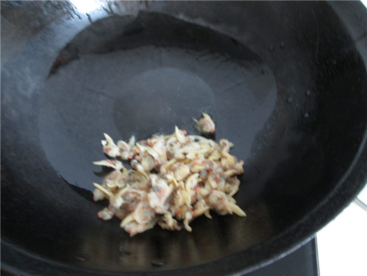 蛤肉秋葵蛋花汤步骤7