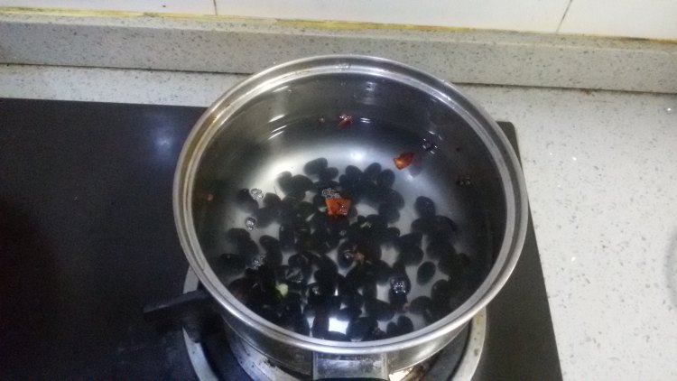 五香黑豆步骤4