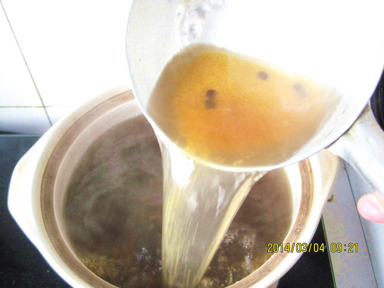 红豆薏米养生粥步骤5