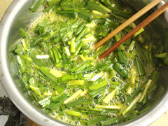 鸡蛋炒韭菜步骤5