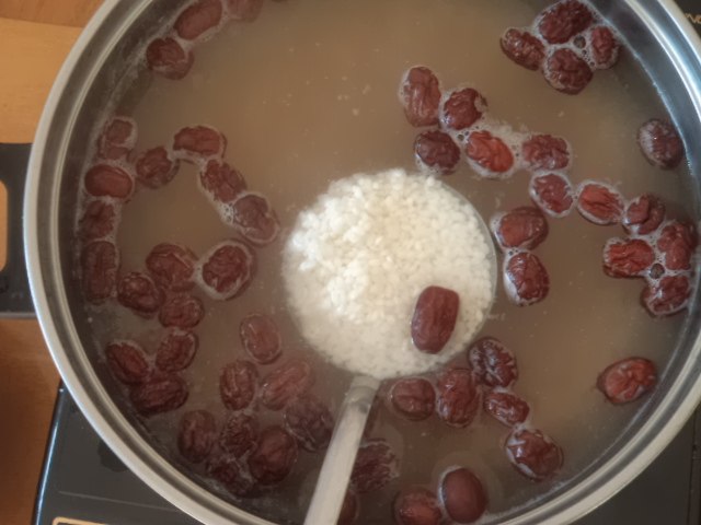 山药红枣大麦仁粥步骤6