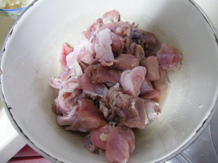 胡萝卜羊肉汤步骤1
