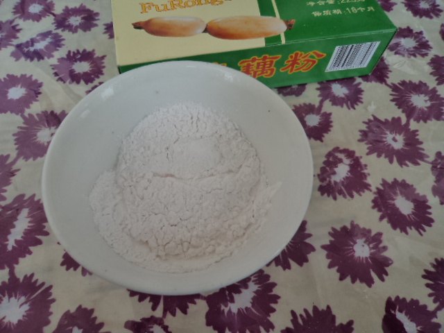 莲子红豆银耳羹步骤7
