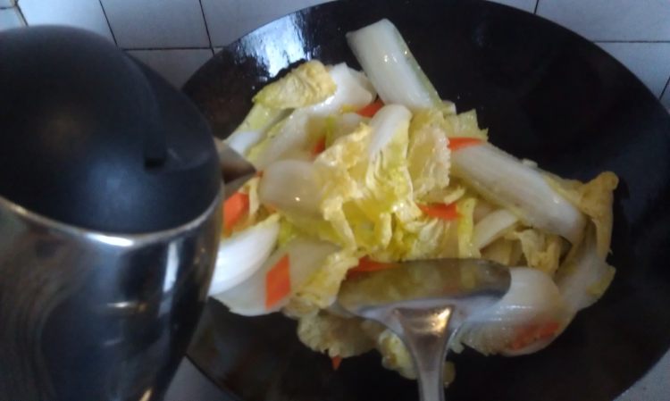 板栗烧白菜步骤8