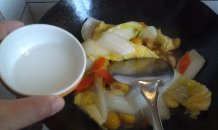 板栗烧白菜步骤11