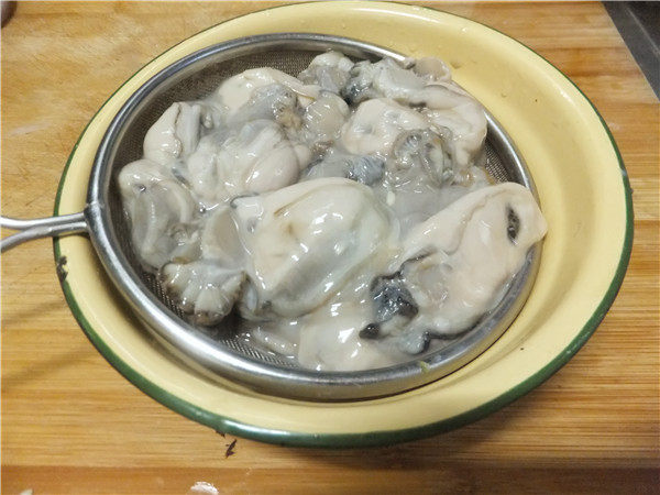 牡蛎煎蛋步骤1