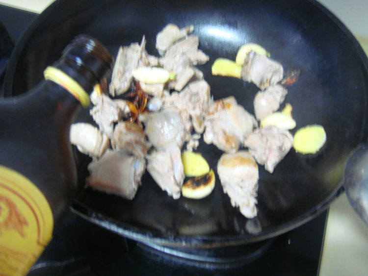 栗子焖鸭肉步骤8