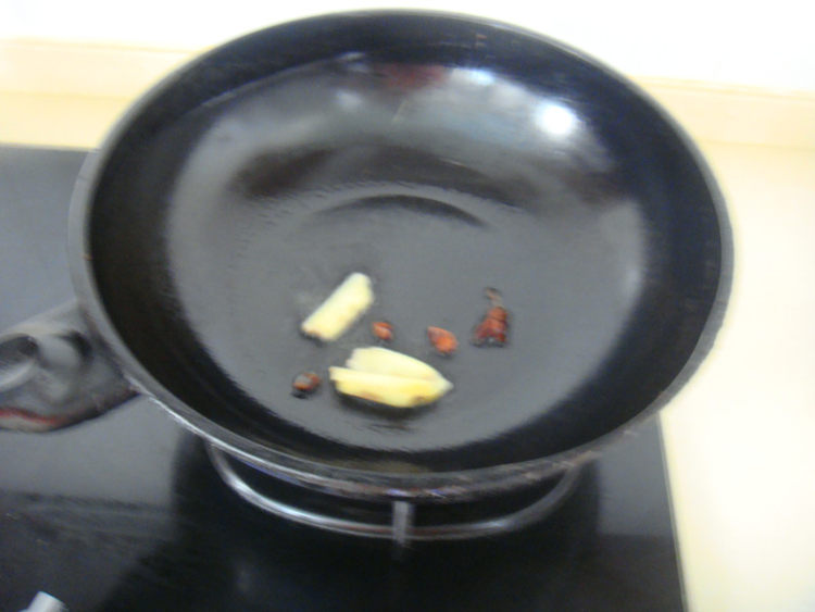 红烧栗子鸡步骤5