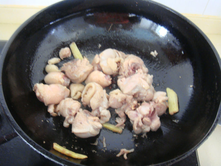 红烧栗子鸡步骤7