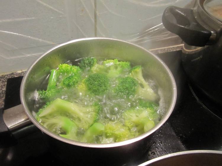 大蒜迷迭香烤羊腿步骤6