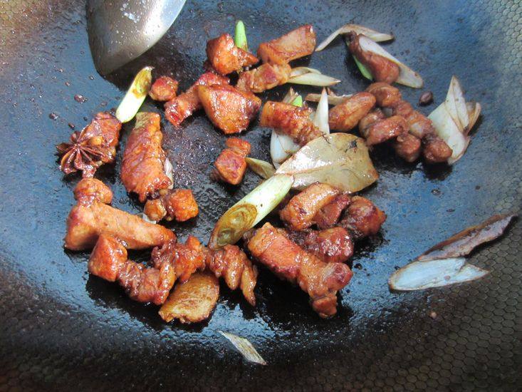 简易红烧肉步骤7