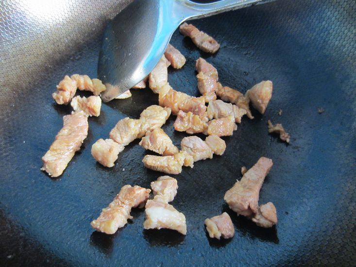 简易红烧肉步骤5