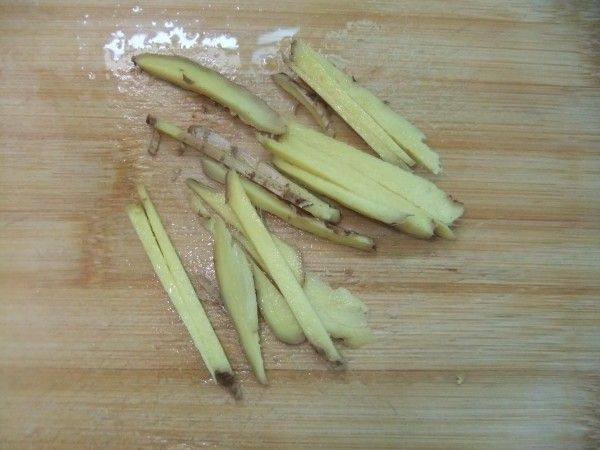 虫草花蒸鸡翅步骤2