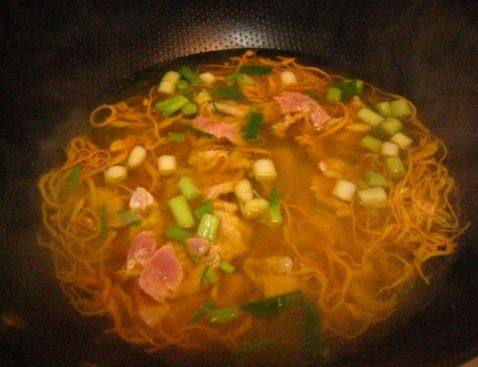 瘦肉虫草花汤步骤8