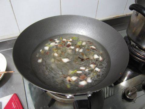 香菇板栗面汤步骤4