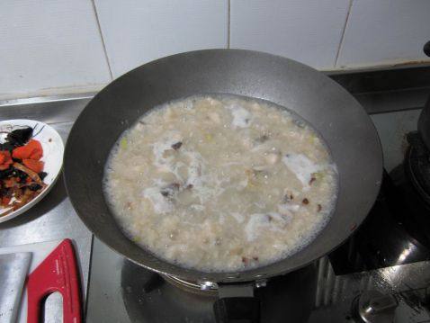 香菇板栗面汤步骤5