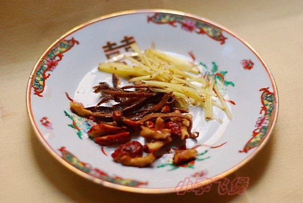 虫草花蒸滑鸡步骤4