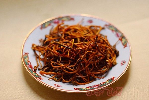 虫草花蒸滑鸡步骤1