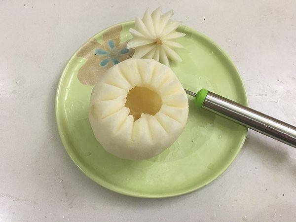 冰糖蒸雪梨步骤6