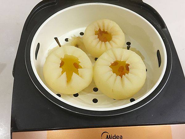 冰糖蒸雪梨步骤13