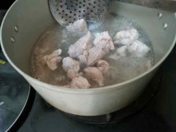 雪梨苹果猪肉汤步骤3
