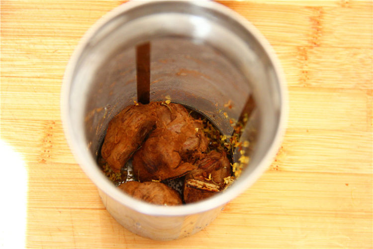罗汉果桂花茶步骤2