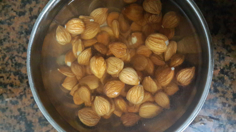 核香杏仁茶步骤1