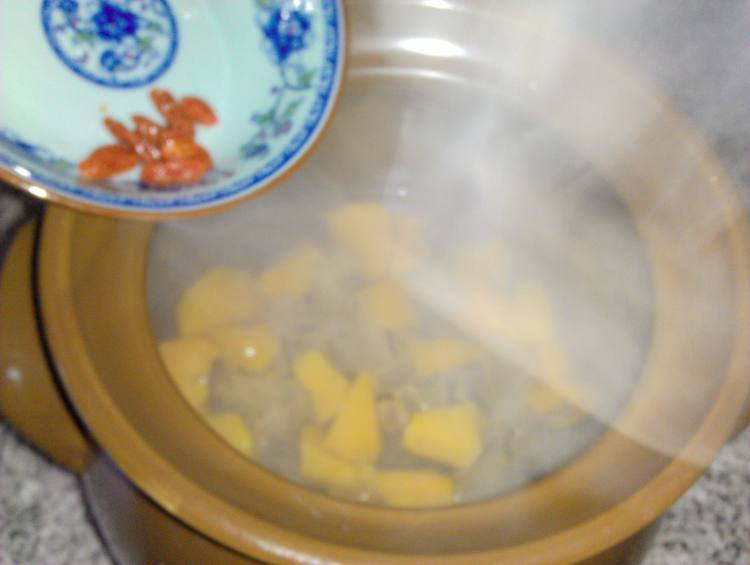 红薯银耳羹步骤7
