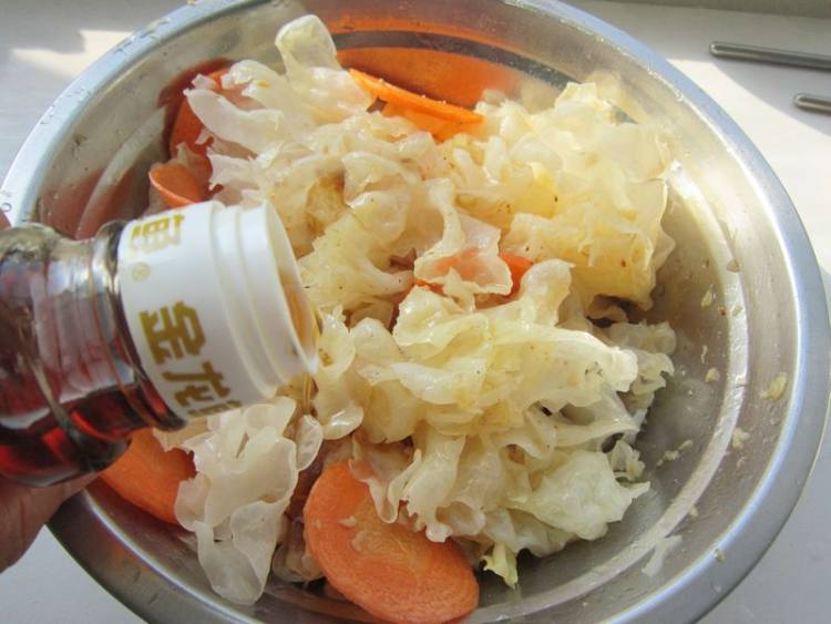 凉拌银耳步骤9