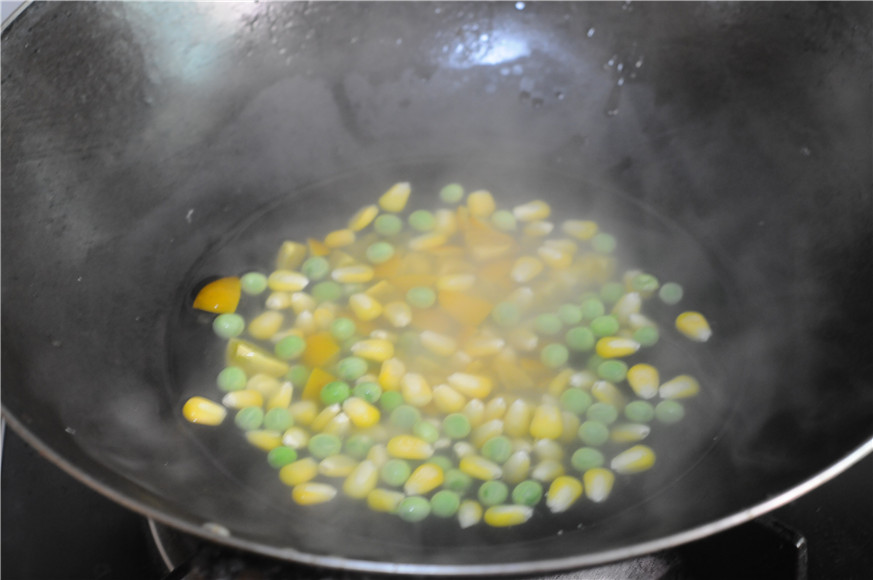 蓝莓沙拉花环面包步骤12