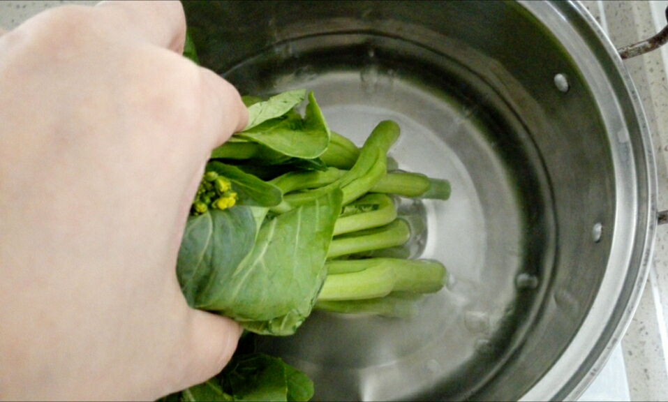 香菇菜心步骤2