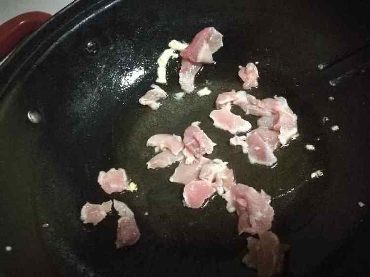 番茄生菜炒鸡蛋步骤4