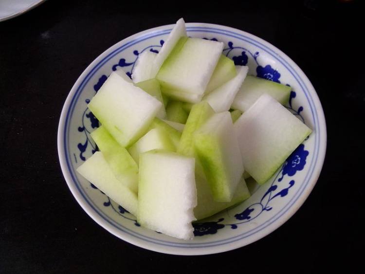 菌菇干腊肉冬瓜汤步骤4