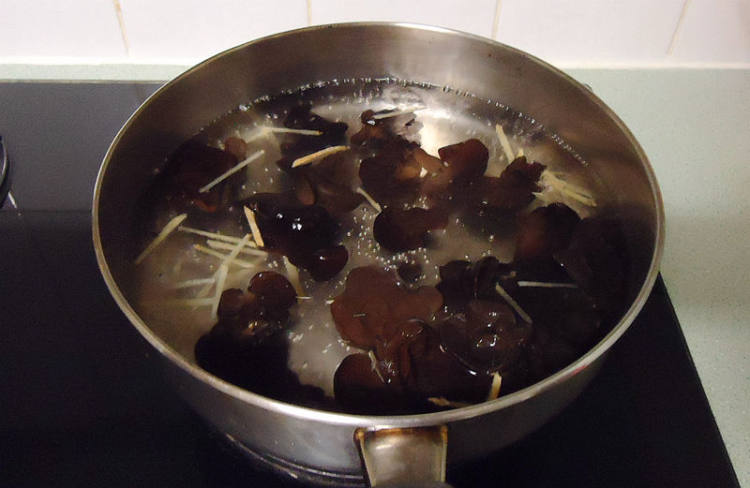 豆腐木耳鱼丸汤步骤4