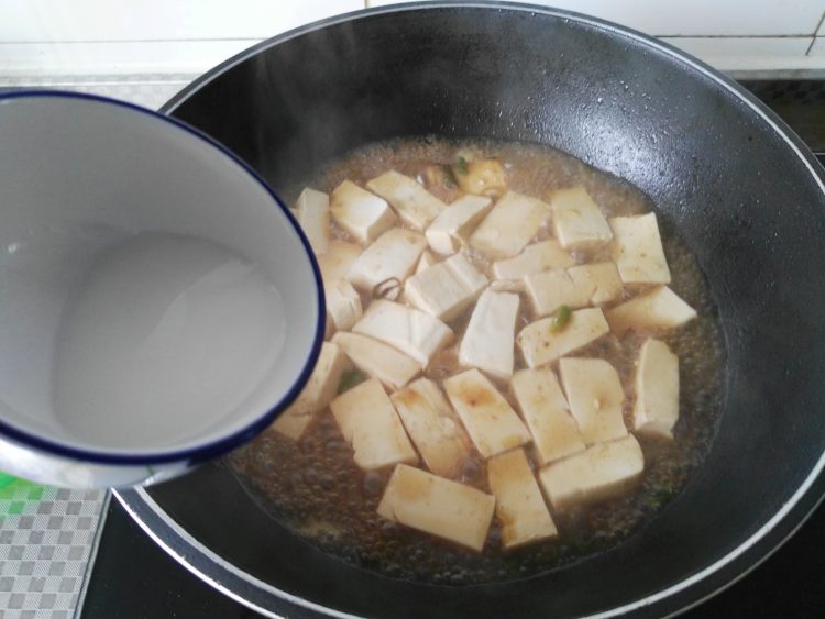 鲍汁虾籽烧豆腐步骤8