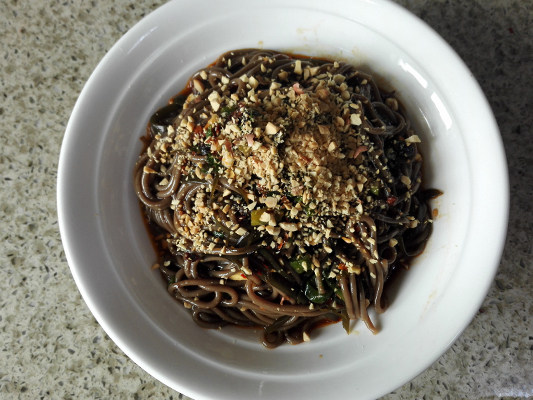 荞麦凉面步骤6
