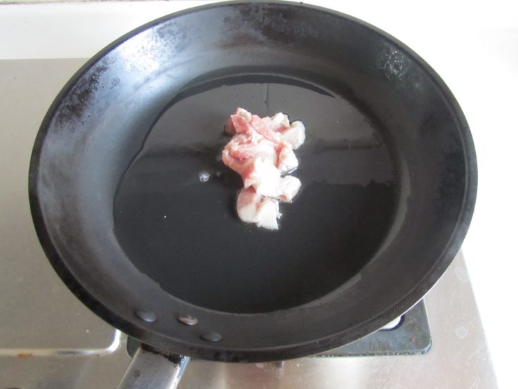 鲜笋口蘑炒肉片步骤4