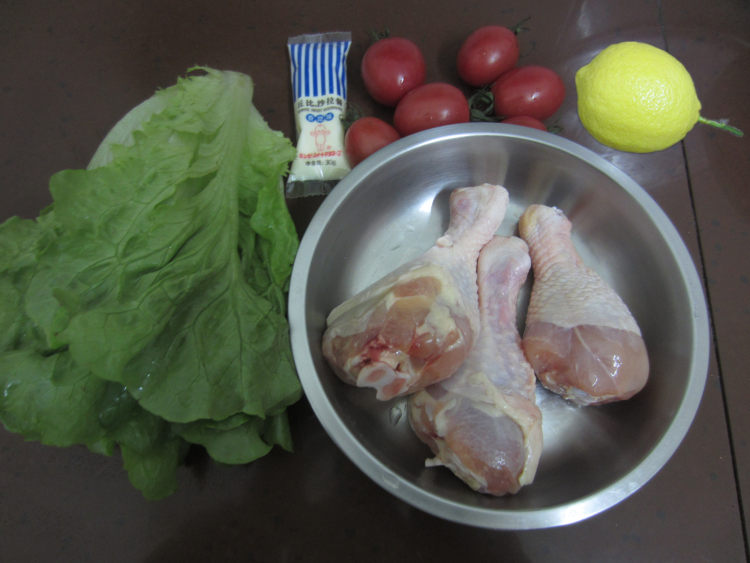 减脂鸡肉沙拉步骤1