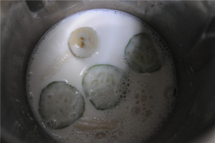 香滑可口奶昔步骤4