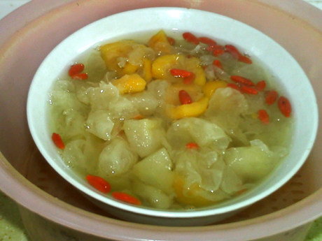 枇杷雪梨银耳羹步骤9