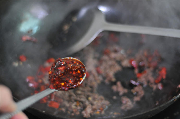 香辣牛肉末烧豆腐步骤10