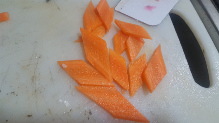 小炒秋葵步骤2
