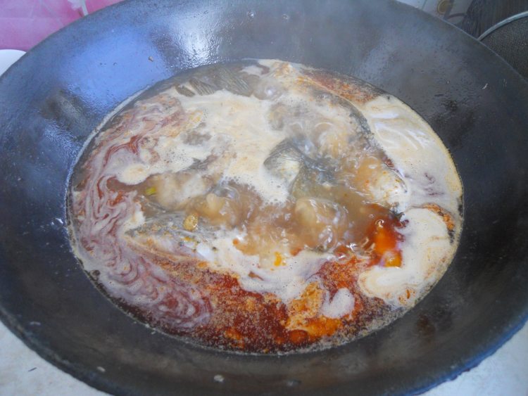 酸汤鱼锅步骤8
