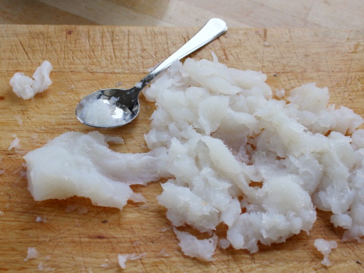 鳕鱼水晶虾饺步骤3