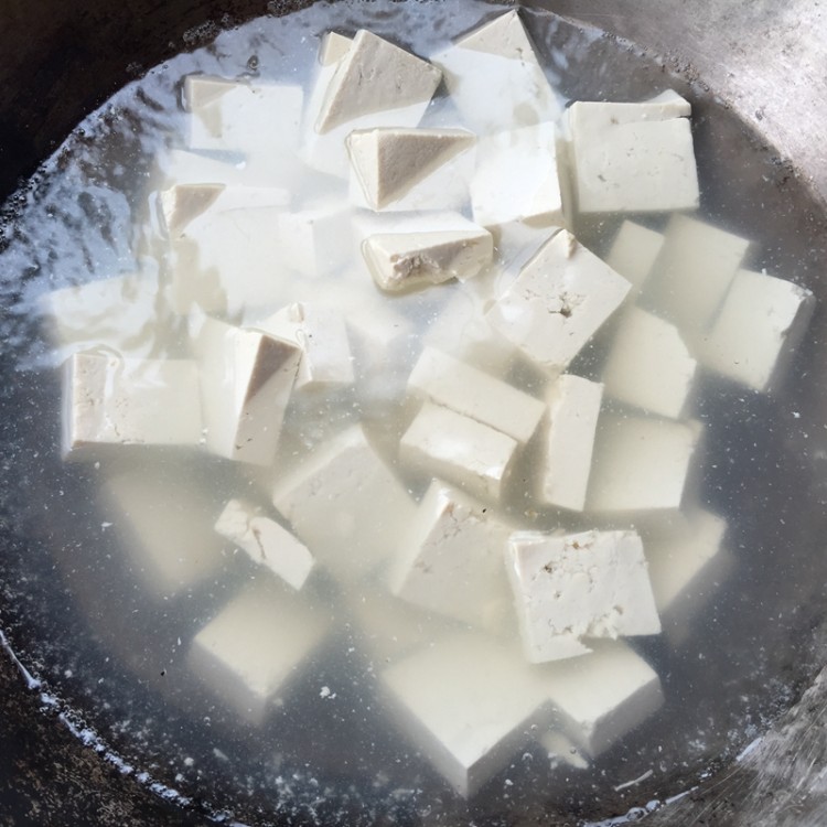 洋葱烧豆腐步骤2